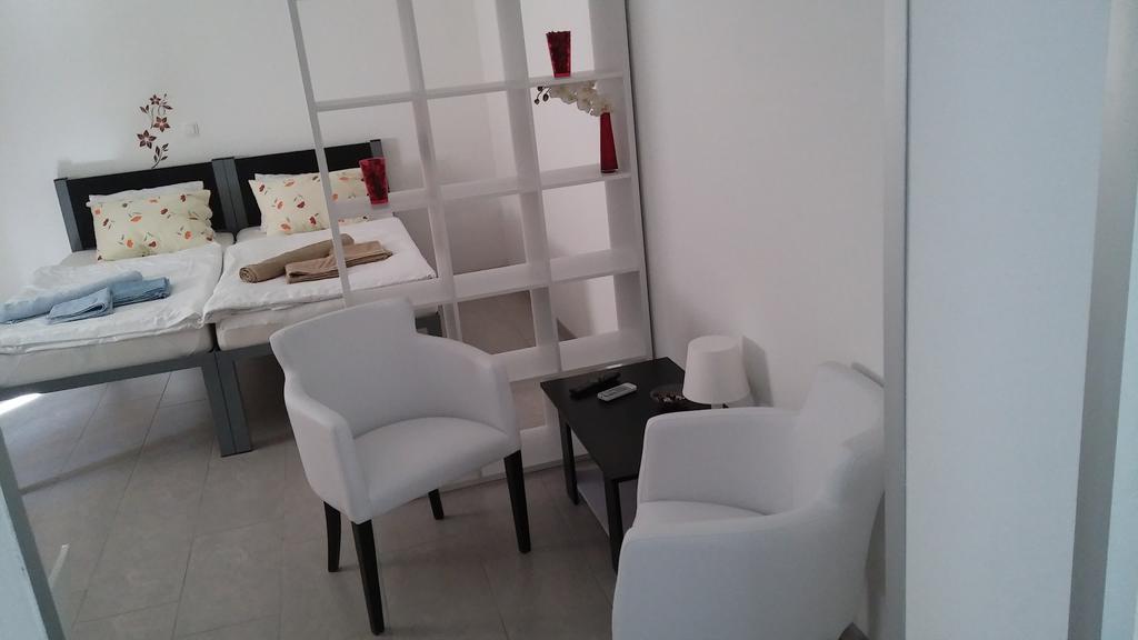 Apartment A-mol *